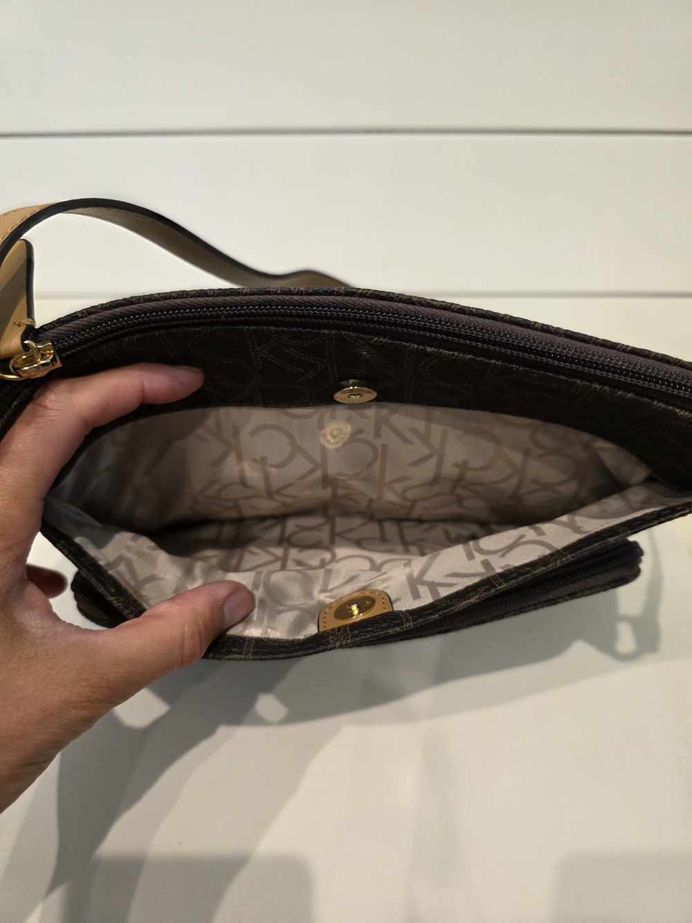 Calvin Klein Brown Logo Crossbody Bag - Picture 3 of 7
